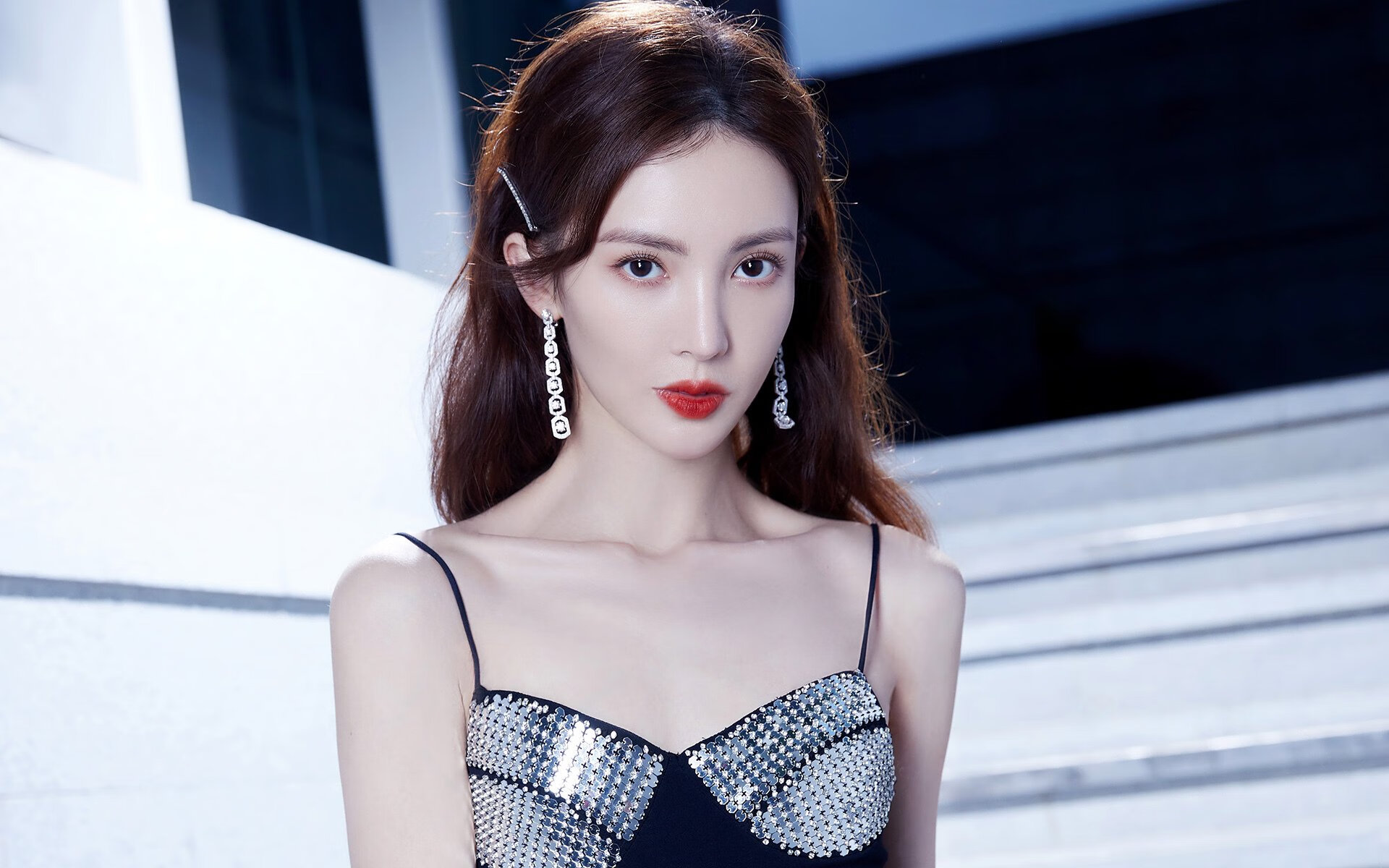 特色足球文化创意产业快速发展，助力文化产业繁荣，足球文化氛围