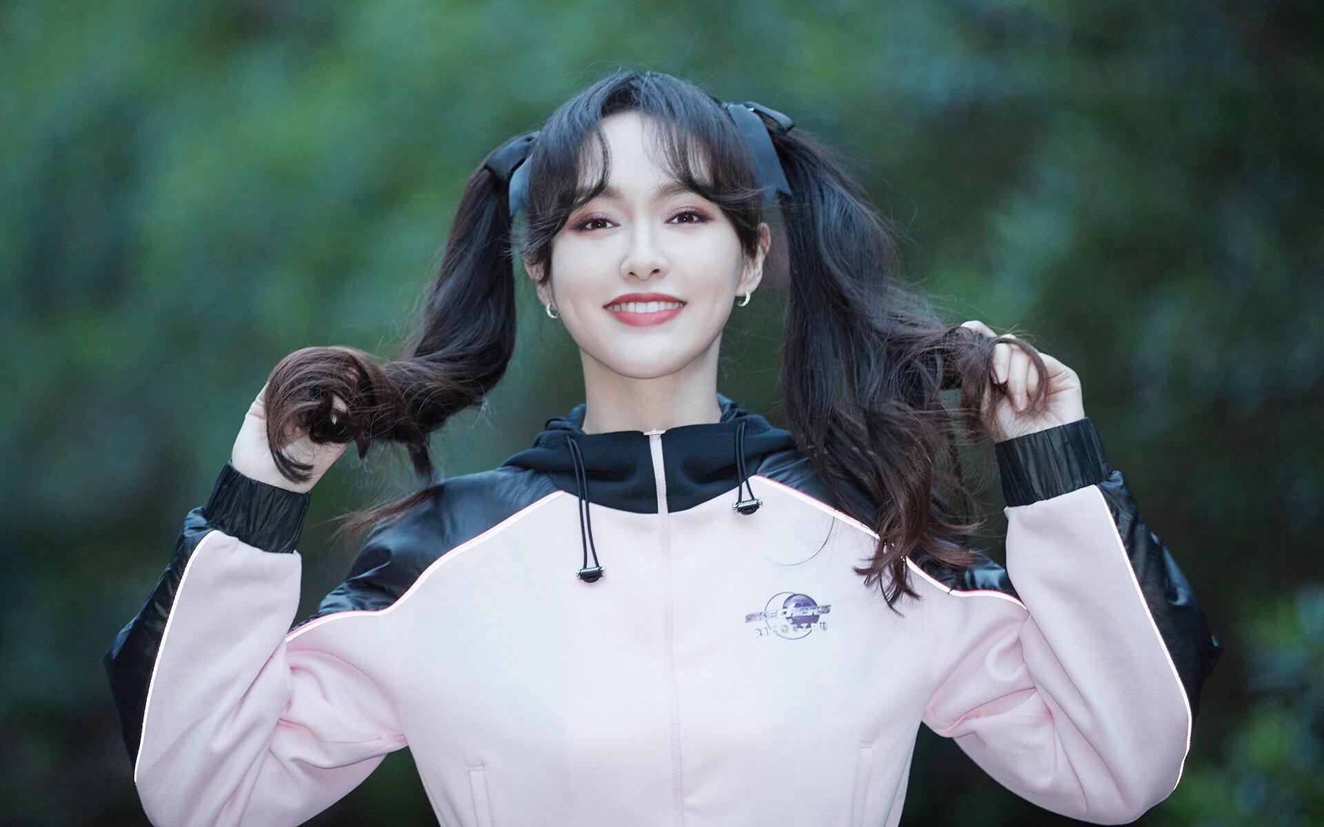 中学篮球赛事引入裁判技术辅助提升判罚准确性，中学生篮球裁判解说视频